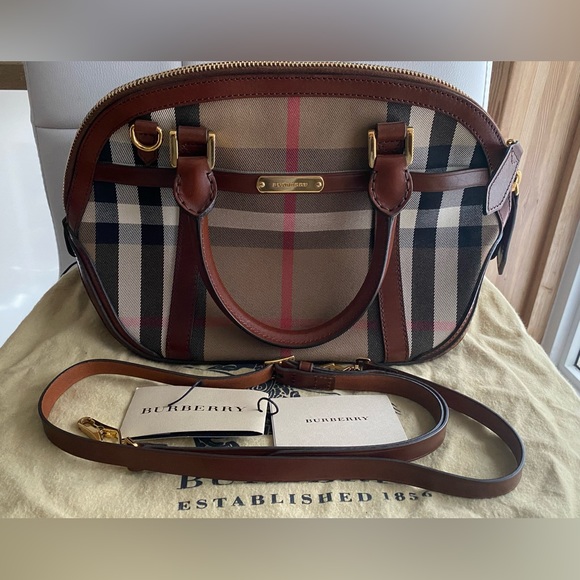 Burberry Bag - excellent condition!!! - Picture 1 of 11